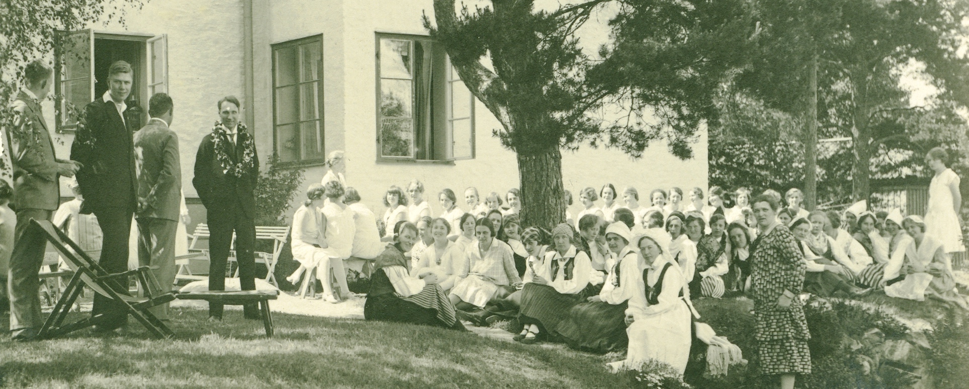 gruppfoto, från folkhögskolan på 1920-talet